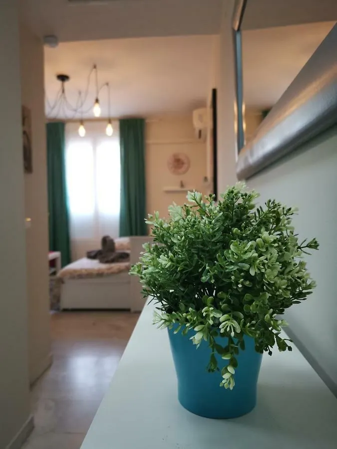 **** Genuar Apartments Malaga Center İspanya